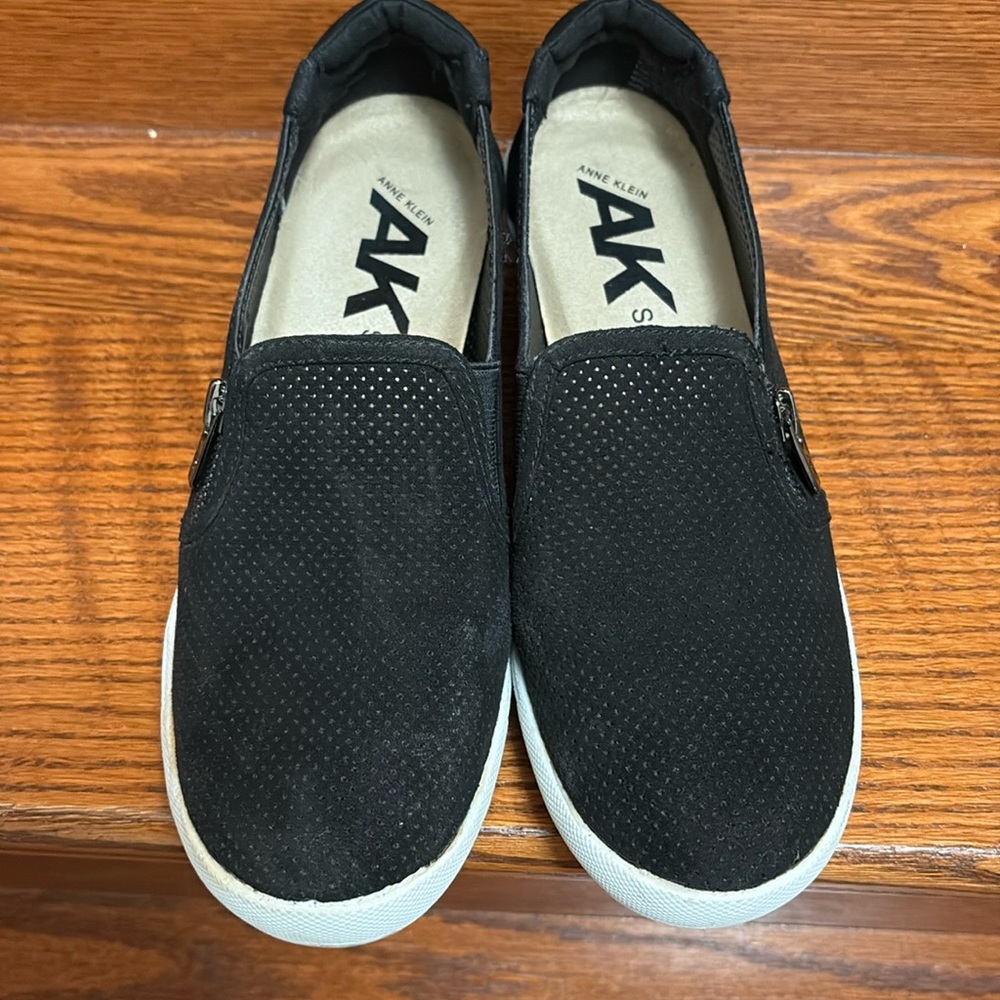 Anne Klein Sport